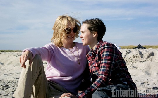 FREEHELD: première image du drame avec Julianne Moore et Ellen Page en couple