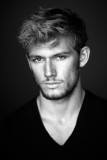 PROJET: Alex Pettyfer en héros gay de film d'action pour Lee Daniels ?