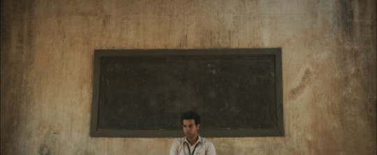 NEWTON: 1res images du film indien sélectionné au Festival des 3 Continents
