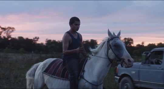 LES CHANSONS QUE MES FRERES M'ONT APPRISES: 1eres images du film sélectionné à la Quinzaine