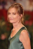 SOUVENIR : Isabelle Huppert en candidate de l'Eurovision