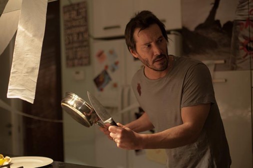 KNOCK KNOCK: premières images pour la nouvelle horreur d'Eli Roth avec Keanu Reeves