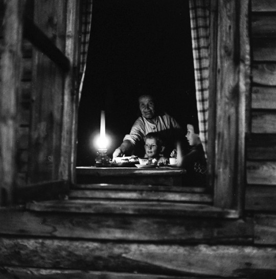 KAISA'S ENCHANTED FOREST: 1eres images d'un curieux doc finlandais