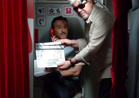 LOS AMANTES PASAJEROS, THE DARK KNIGHT RISES, PACIFIC RIM: nouvelles images
